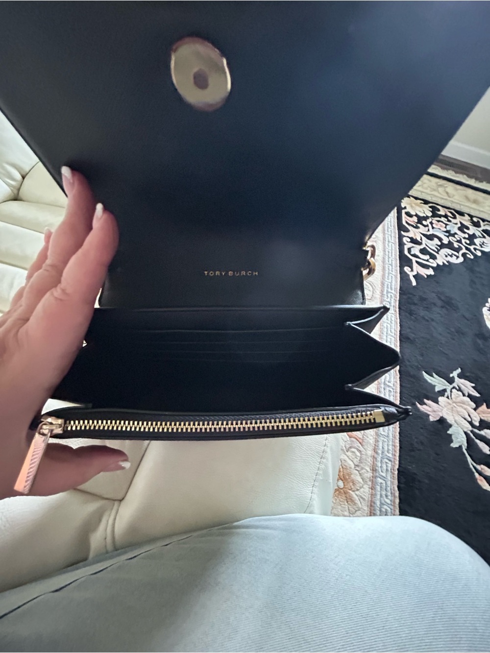✨ STUNNING TORY BURCH EMERSON CHAIN WALLET ✨ - Picture 7 of 9